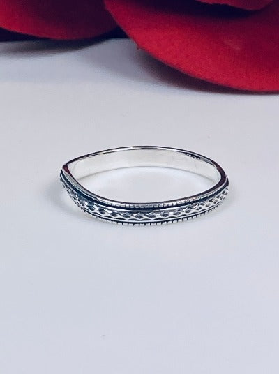 Braided Curved Band, Simple Art Deco Braid, vintage jewelry, Silver Embrace Jewelry, D514