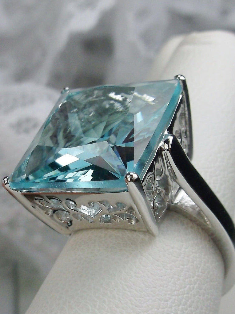 Aquamarine Square Ring, Art Deco Ring, Big Square Gem, Vintage Sterling silver Jewelry, Silver Embrace Jewelry D45