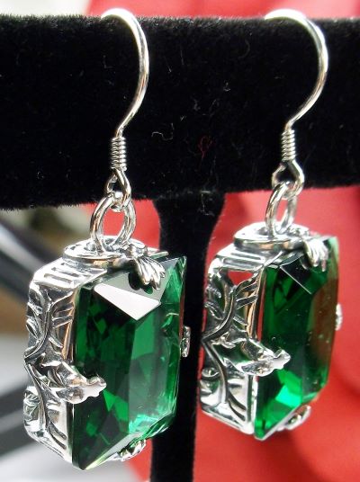 Green Emerald Earrings, Art Deco Sterling silver Filigree, Vintage Jewelry, Silver Embrace Jewelry, E15