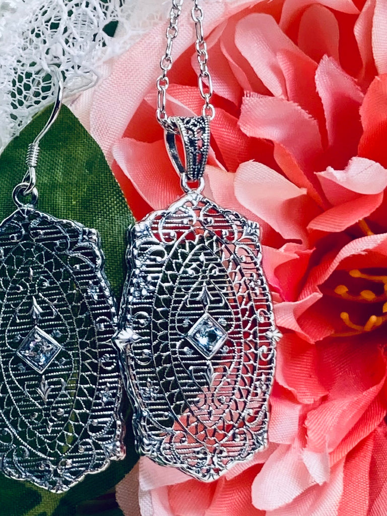 Natural Aquamarine Pendant, Sterling silver filigree, Rococo design, Silver Embrace jewelry, P358