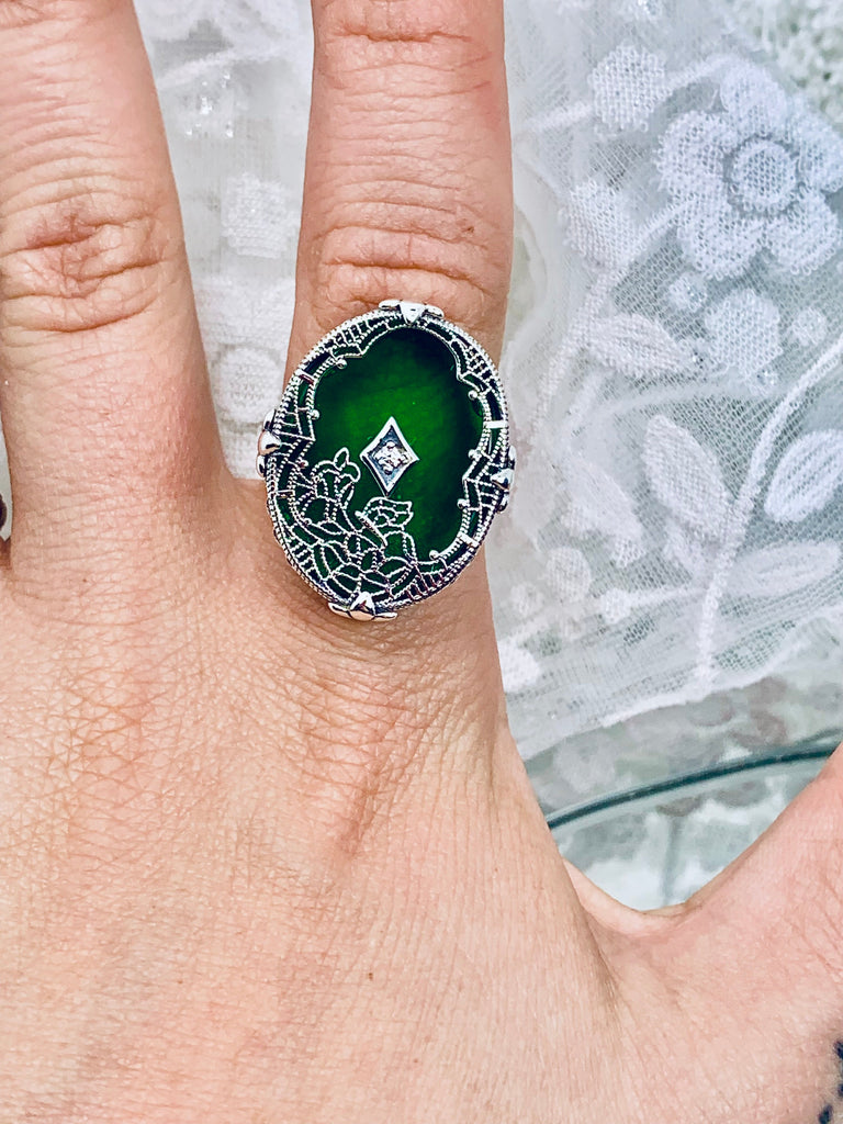 Green Stained Glass Oval Ring, Sterling silver filigree, White CZ Inset or Moissanite Inset, Vintage jewelry, Silver Embrace Jewelry, D594