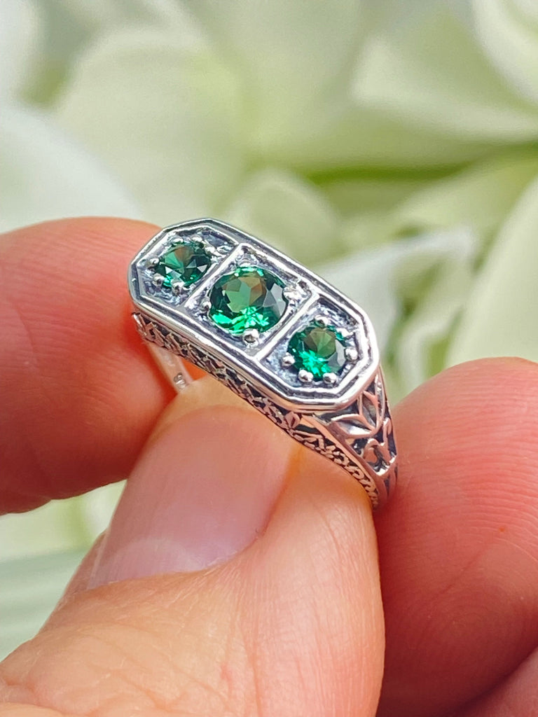 Green Emerald Ring, Sterling Silver Filigree, 3 stone, Lily design, Vintage Jewelry, Silver Embrace Jewelry, D197, Lily Ring