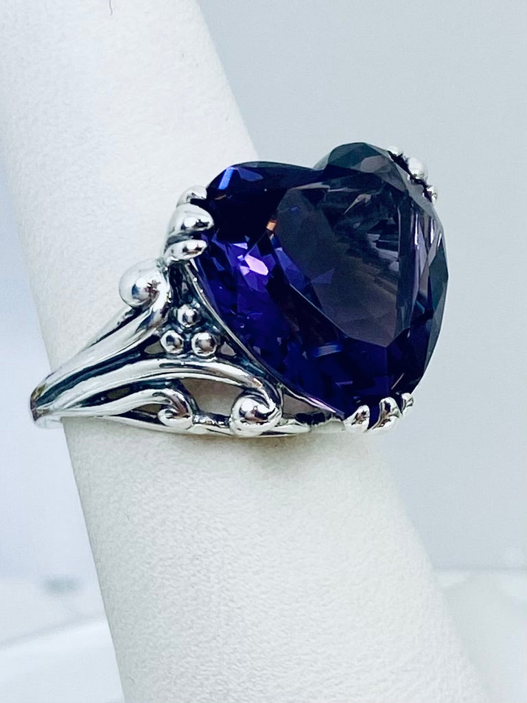 Purple Amethyst Heart Leaf Ring, Sterling Silver Filigree, Silver Embrace Jewelry D213