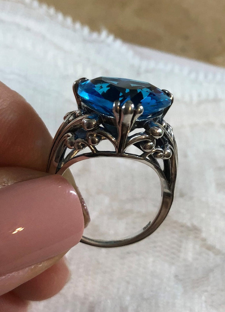 Swiss Blue Topaz ring with a heart shaped gem and gothic style sterling silver filigree, Silver embrace Jewelry, Vintage Jewelry, Heart ring