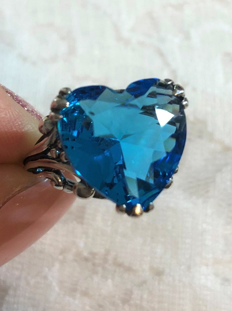 Swiss Blue Topaz ring with a heart shaped gem and gothic style sterling silver filigree, Silver embrace Jewelry, Vintage Jewelry, Heart ring