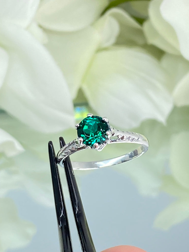 Natural Emerald Ring, Green Wedding Ring, Victorian style, Solitaire ring, Vintage Wedding Ring, D22, Silver Embrace Jewelry