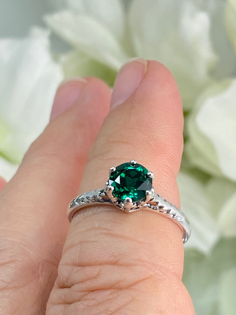 Natural Emerald Ring, Green Wedding Ring, Victorian style, Solitaire ring, Vintage Wedding Ring, D22, Silver Embrace Jewelry