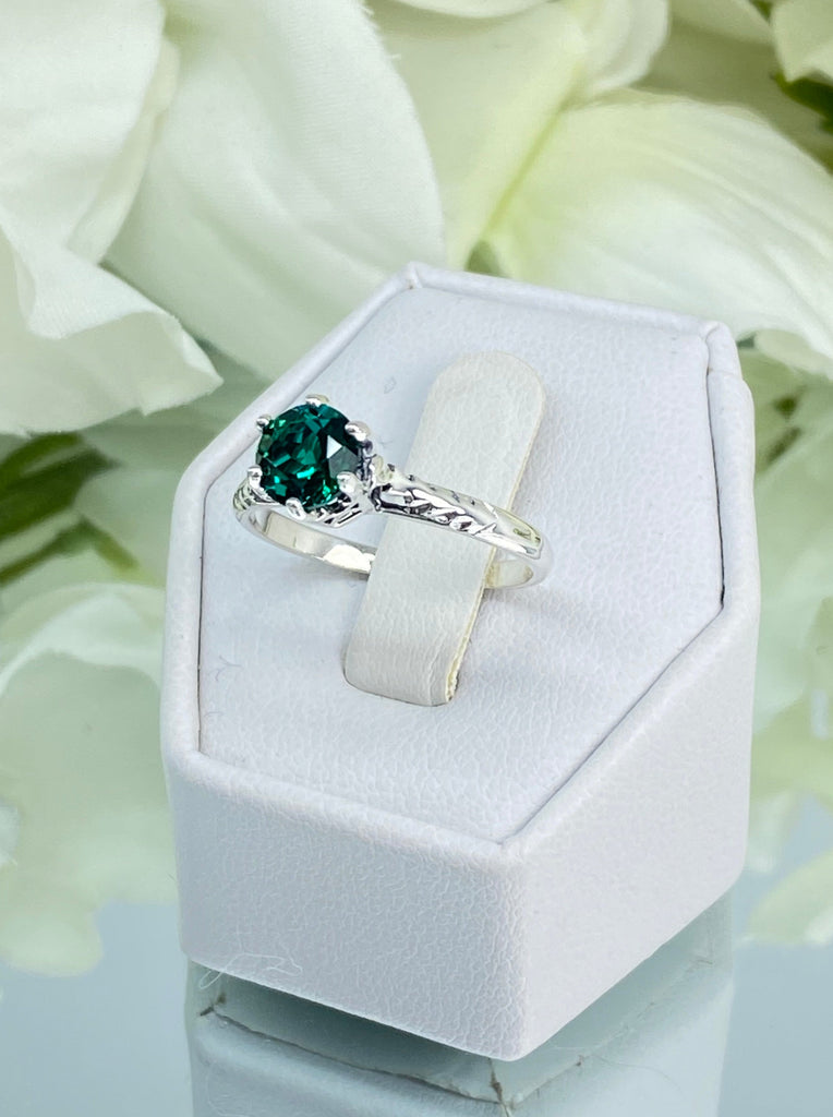 Natural Emerald Ring, Green Wedding Ring, Victorian style, Solitaire ring, Vintage Wedding Ring, D22, Silver Embrace Jewelry