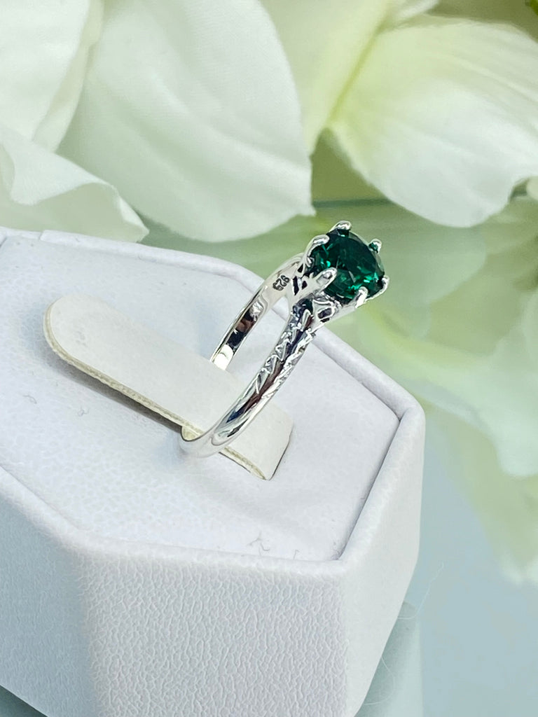 Natural Emerald Ring, Green Wedding Ring, Victorian style, Solitaire ring, Vintage Wedding Ring, D22, Silver Embrace Jewelry