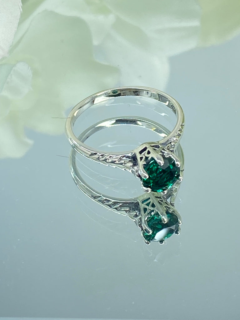 Natural Emerald Ring, Green Wedding Ring, Victorian style, Solitaire ring, Vintage Wedding Ring, D22, Silver Embrace Jewelry