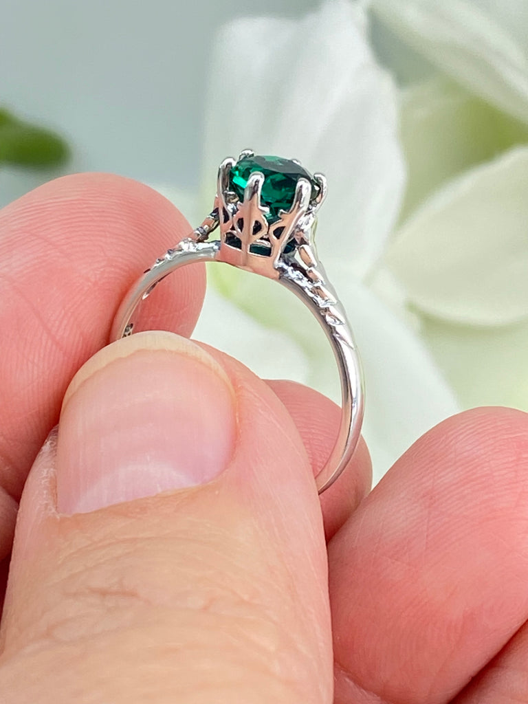 Natural Emerald Ring, Green Wedding Ring, Victorian style, Solitaire ring, Vintage Wedding Ring, D22, Silver Embrace Jewelry