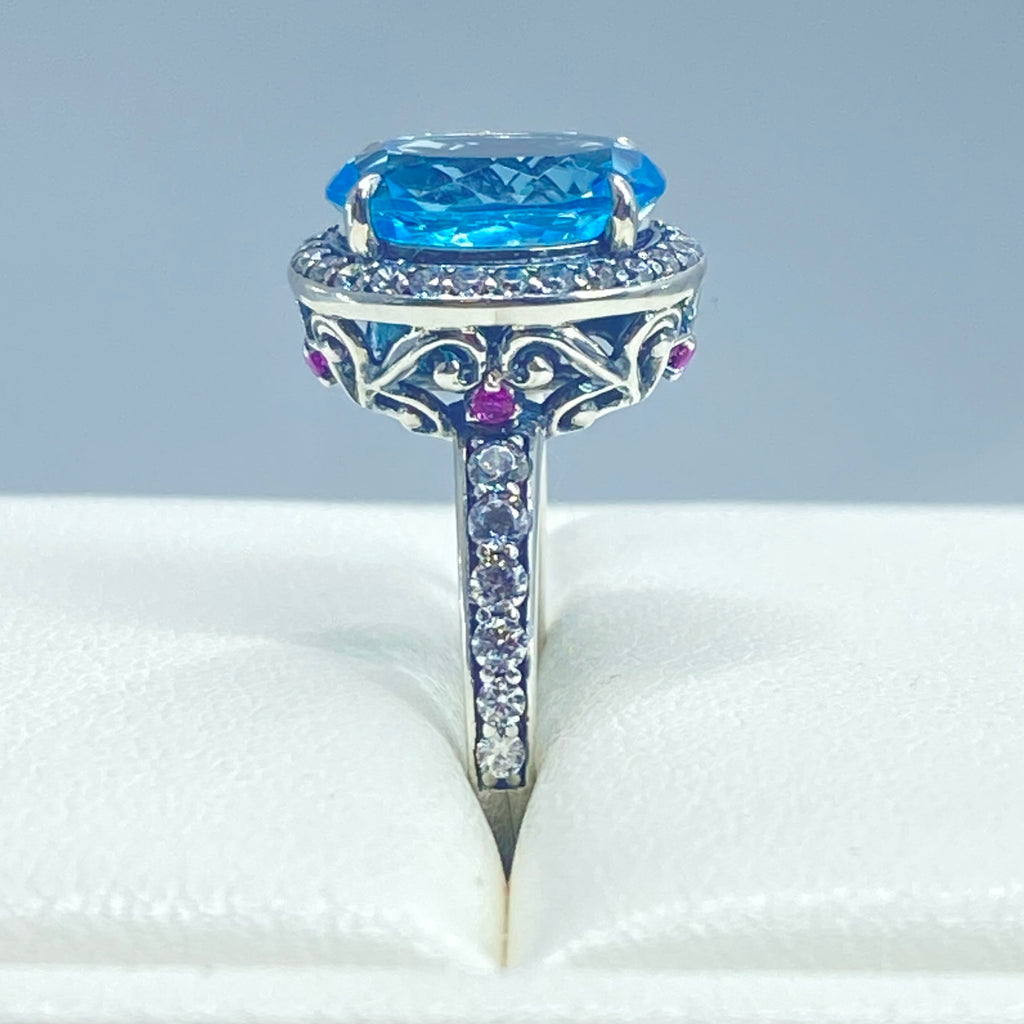Natural Blue Topaz Ring with white CZ gems surrounding the central blue gemstone, Sky Blue Natural Topaz Ring, Sterling Silver Filigree, Halo Design, Silver Embrace Jewelry, Art Deco Jewelry, D228