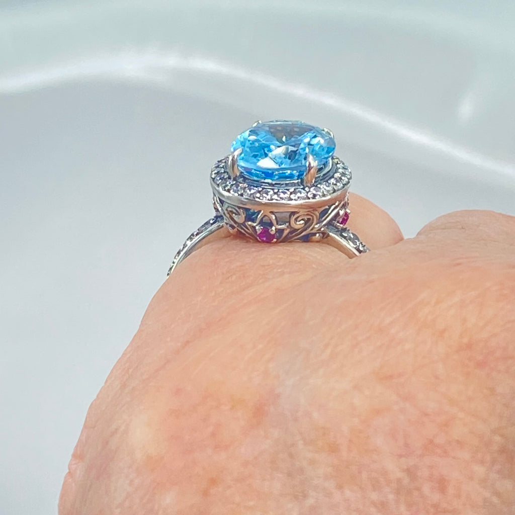 Natural Blue Topaz Ring with white CZ gems surrounding the central blue gemstone, Sky Blue Natural Topaz Ring, Sterling Silver Filigree, Halo Design, Silver Embrace Jewelry, Art Deco Jewelry, D228