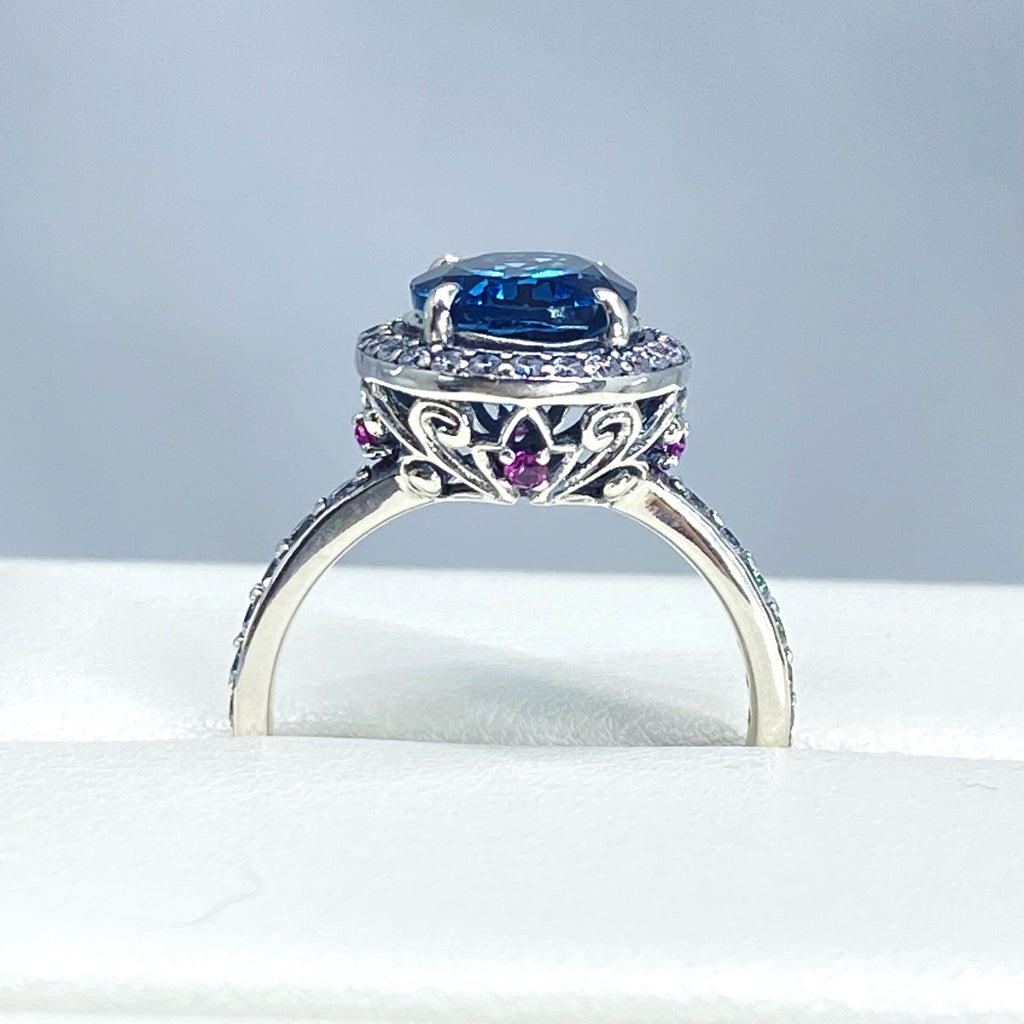 Natural London Blue Topaz Ring with white CZ gems surrounding the central blue gemstone, London Blue Natural Topaz Ring, Sterling Silver Filigree, Halo Design, Silver Embrace Jewelry, Art Deco Jewelry, D228