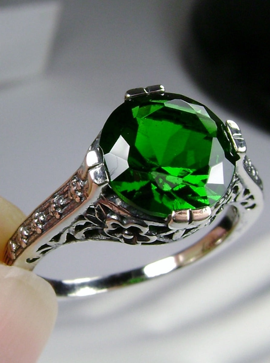 Emerald Ring, Green Flower Ring, Round Gem, Vintage Style Jewelry, D27 ...