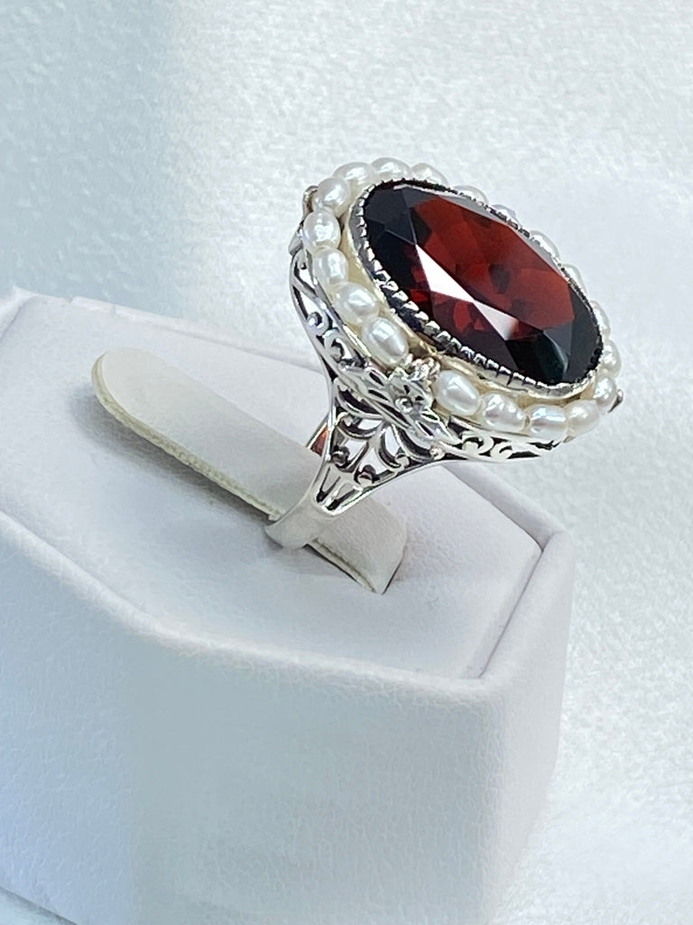 Garnet Ring, Pearl Ring, Vintage Jewelry, Silver Embrace Jewelry, D3, Seed Pearl Ring