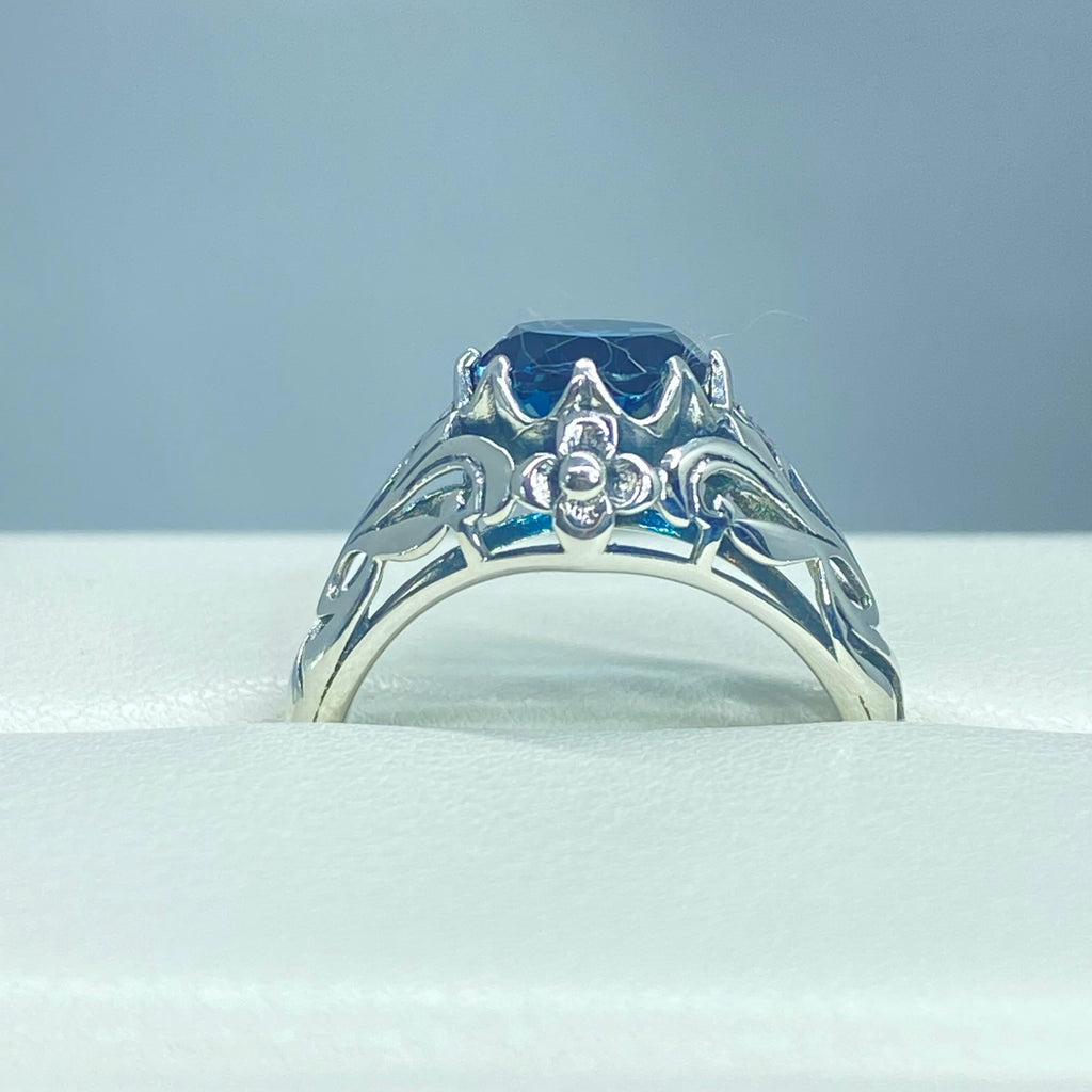 Natural London Blue Topaz Ring, Daisy style, Sterling Silver Filigree, Vintage Antique Jewelry, Silver Embrace Jewelry, D66