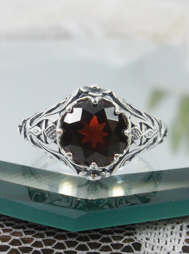 Natural Red Garnet Ring, Daisy Filigree, Sterling Silver Filigree, Victorian, Vintage Jewelry, D66, Daisy Ring