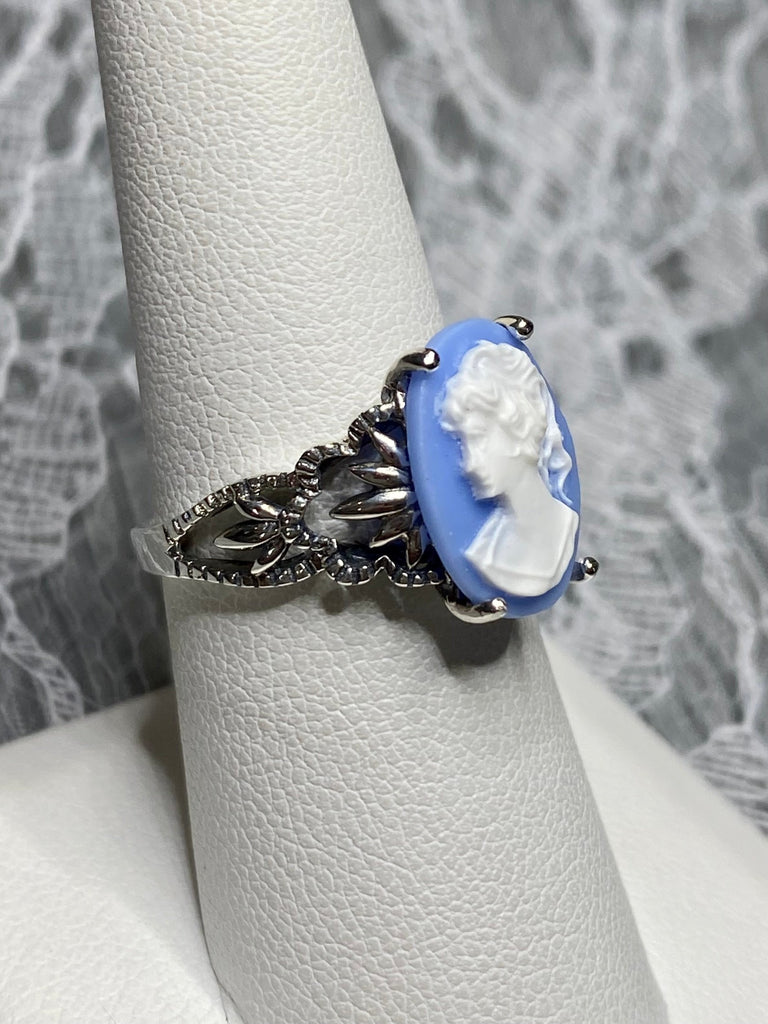 Blue Lady Cameo Ring, Vintage Jewelry, Silver Embrace Jewelry, Ace Oval design D92