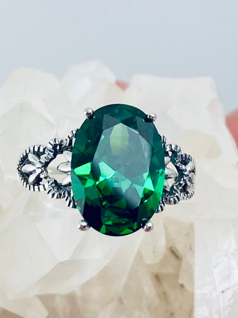 Emerald Ring, Emerald CZ Ring, Cubic Zirconia Ring, Vintage Jewelry, Silver Embrace Jewelry, Ace Oval design D92