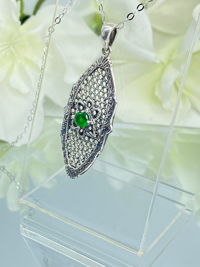 Green Emerald Flower Star Pendant, Sterling Silver Filigree, Round Gemstone, Vintage Jewelry, Silver Embrace Jewelry, P20