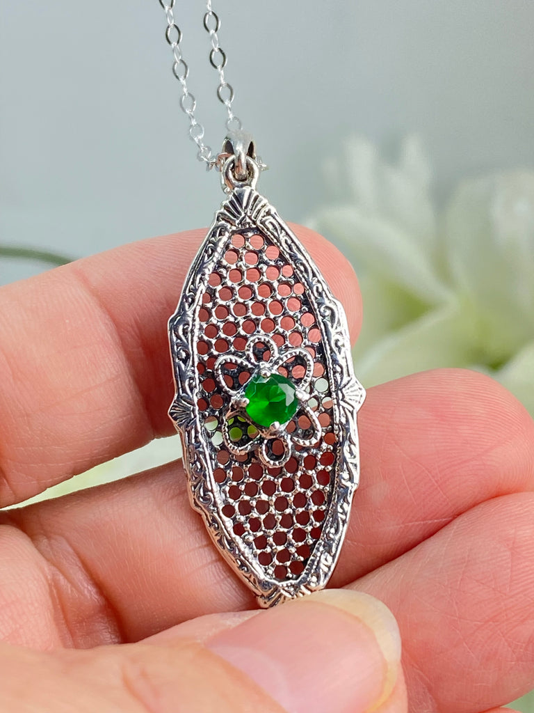 Green Emerald Flower Star Pendant, Sterling Silver Filigree, Round Gemstone, Vintage Jewelry, Silver Embrace Jewelry, P20