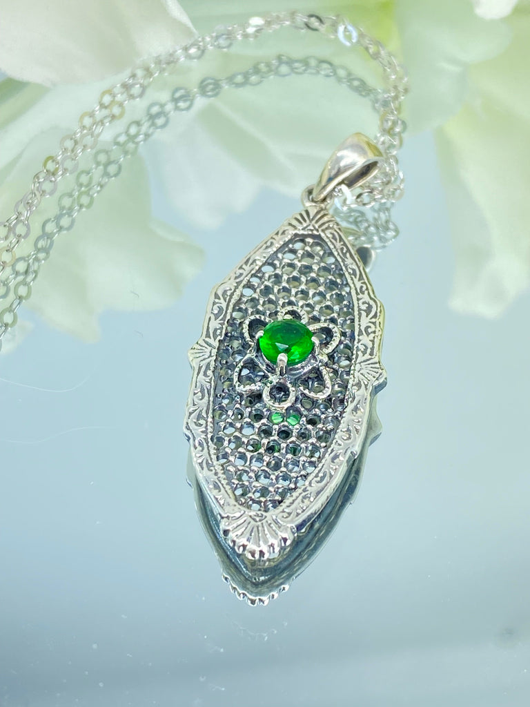 Green Emerald Flower Star Pendant, Sterling Silver Filigree, Round Gemstone, Vintage Jewelry, Silver Embrace Jewelry, P20