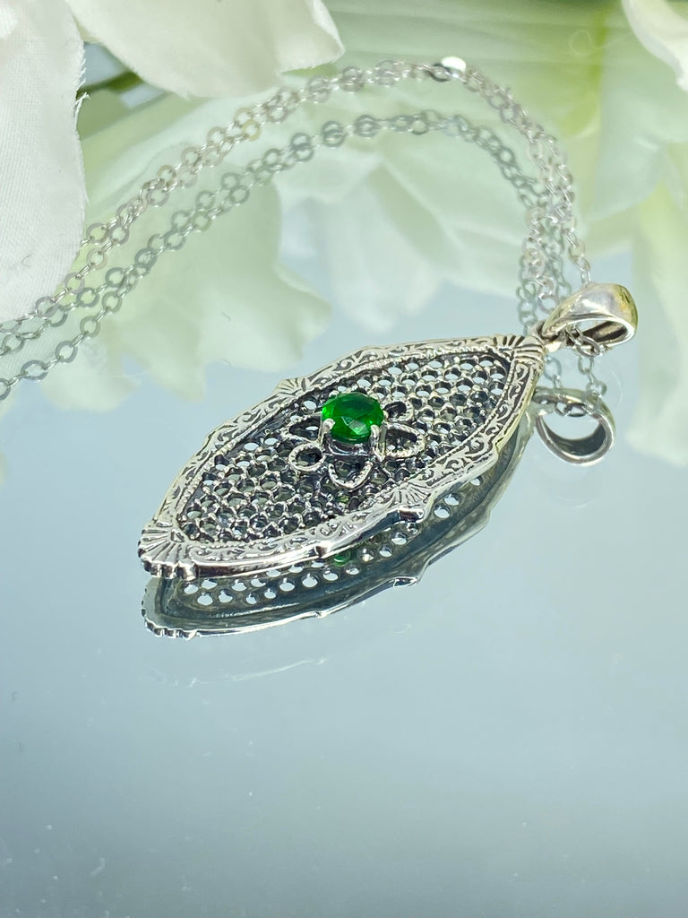 Green Emerald Flower Star Pendant, Sterling Silver Filigree, Round Gemstone, Vintage Jewelry, Silver Embrace Jewelry, P20