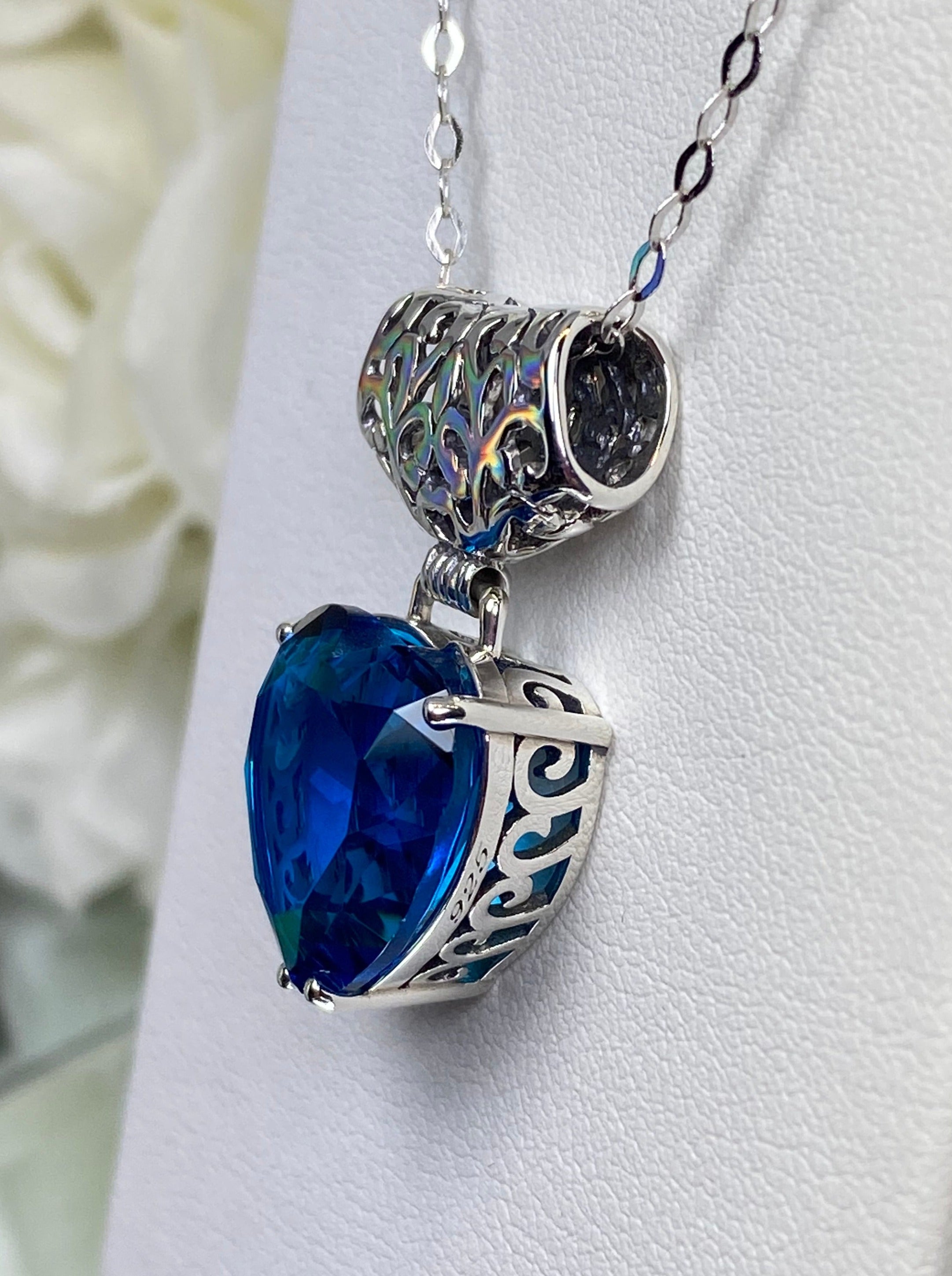 Gemstone Bezel Heart Necklace | Eleonora Beracasa – Sparkle Society