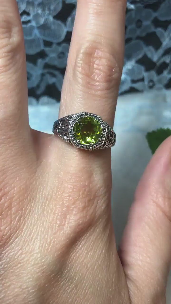 Natural Peridot Ring, Green Natural peridot, Victorian Filigree, Sterling silver or White Gold, Round gem, Silver Embrace Jewelry, New Vic, D11