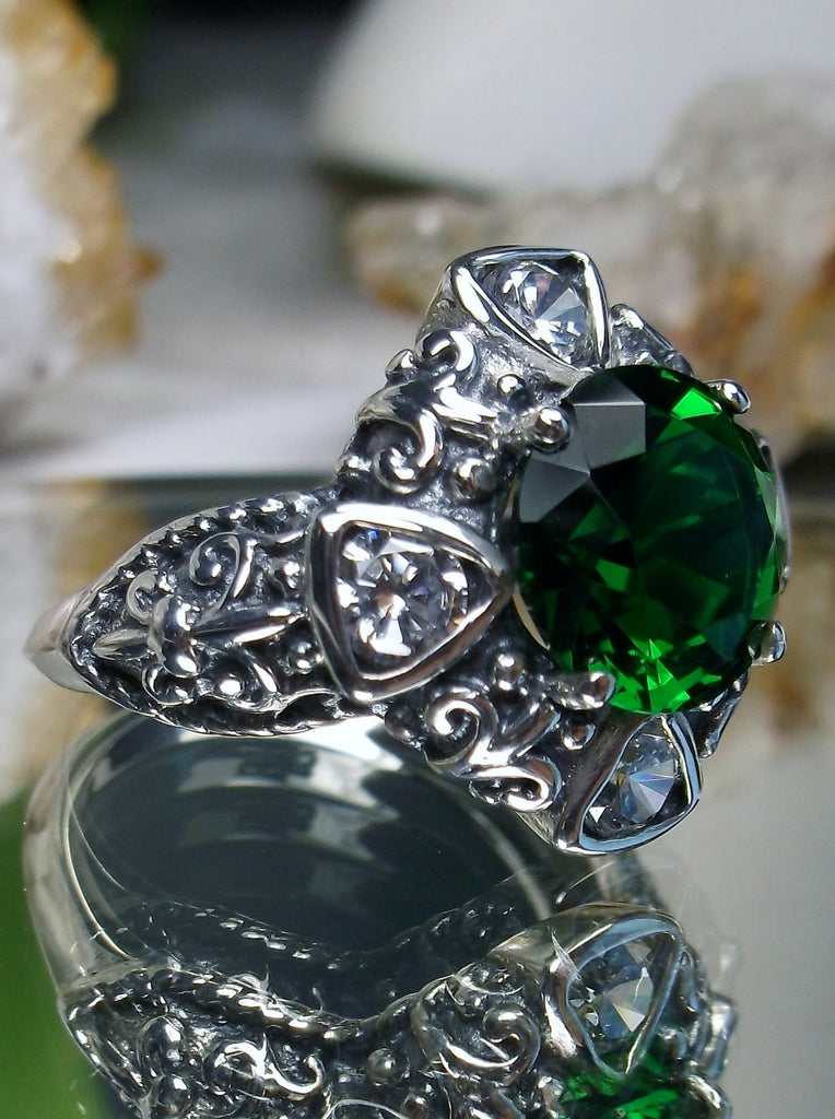 Round 5-Gem Art Deco Ring, Emerald center stone with 4 surrounding White CZ Gems, Art deco Filigree, Sterling silver, Silver Embrace Jewelry D138