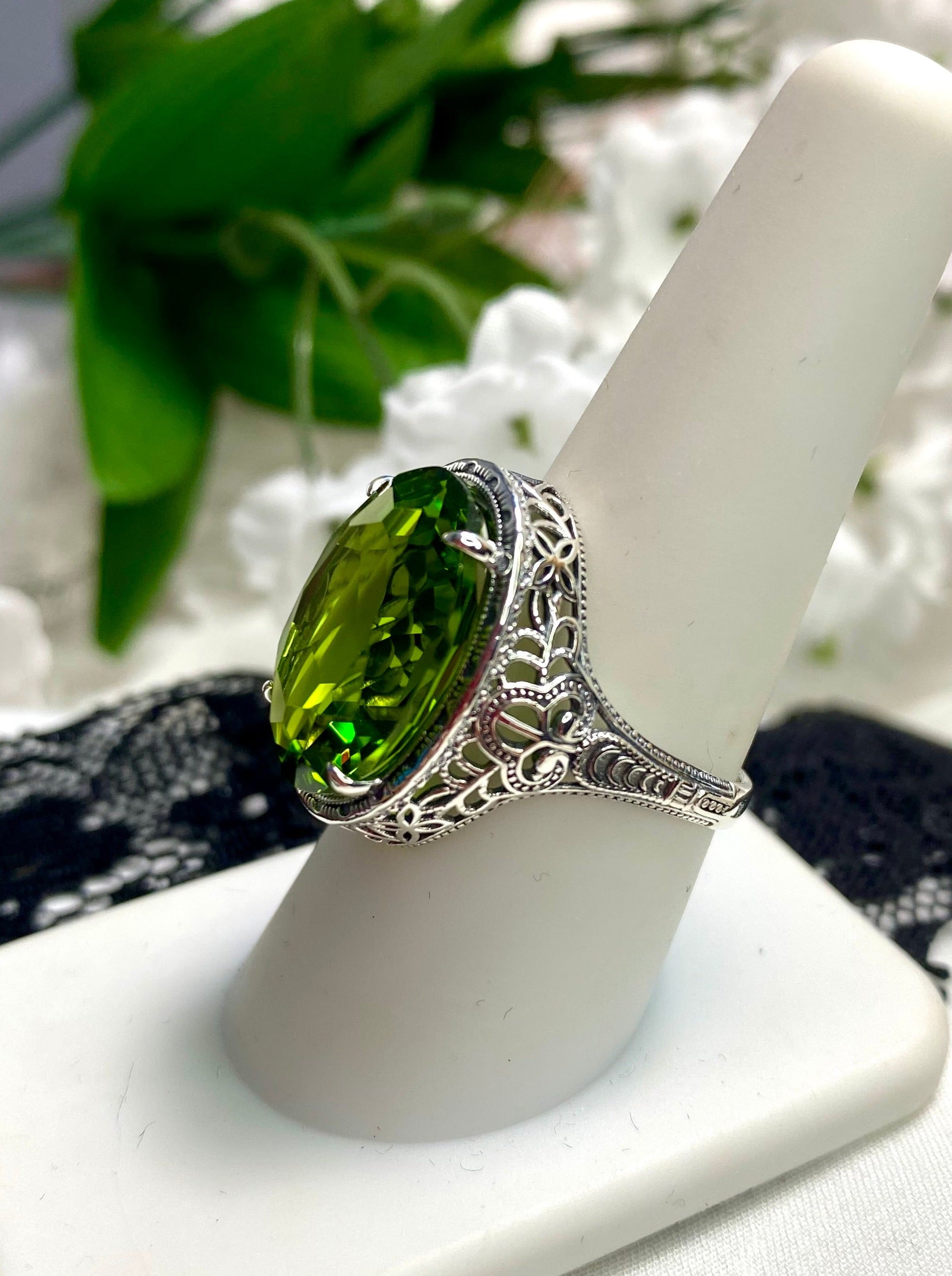 Peridot Gemstone Ring in Silver – Lotus Stone Design