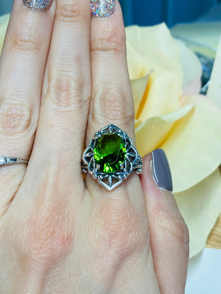 Light green peridot Ring, Oval Gemstone, Gothic style, vintage jewelry, sterling silver filigree, silver embrace jewelry, D98