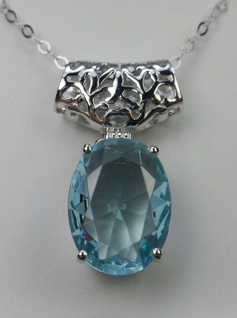 Sky blue Aquamarine Pendant, Oval gemstone, Art Deco style, Silver Embrace jewelry, Vintage Jewelry