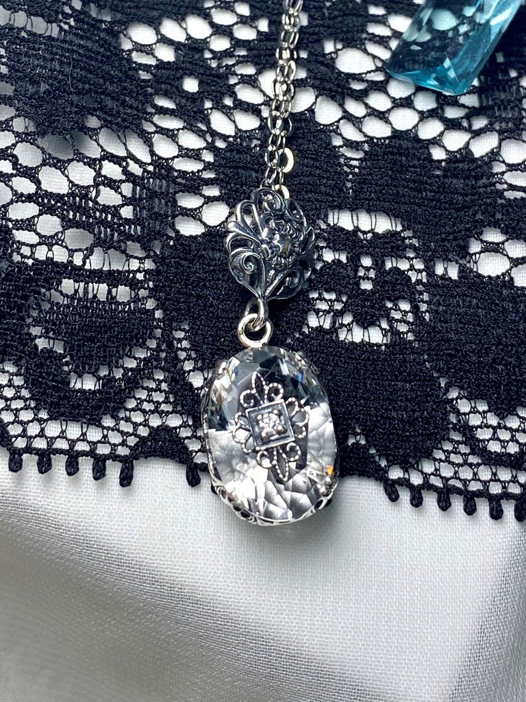 White Topaz with inlaid filigree oval pendant necklace, Edwardian filigree, sterling silver, Vintage Jewelry, Edward Embellished #P70e