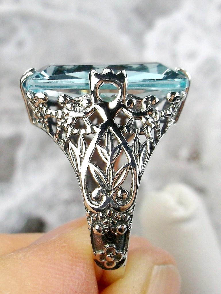 Sky Blue Aquamarine Ring, Intaglio, Vintage Jewelry, Silver Embrace Jewelry