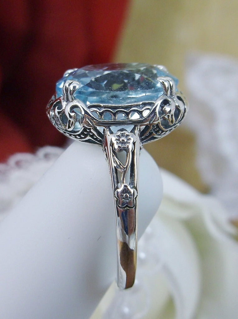 Natural Sky Blue Topaz Ring, 4.5 carat oval faceted stone, sterling Silver floral filigree, Edward design #D70z, side view